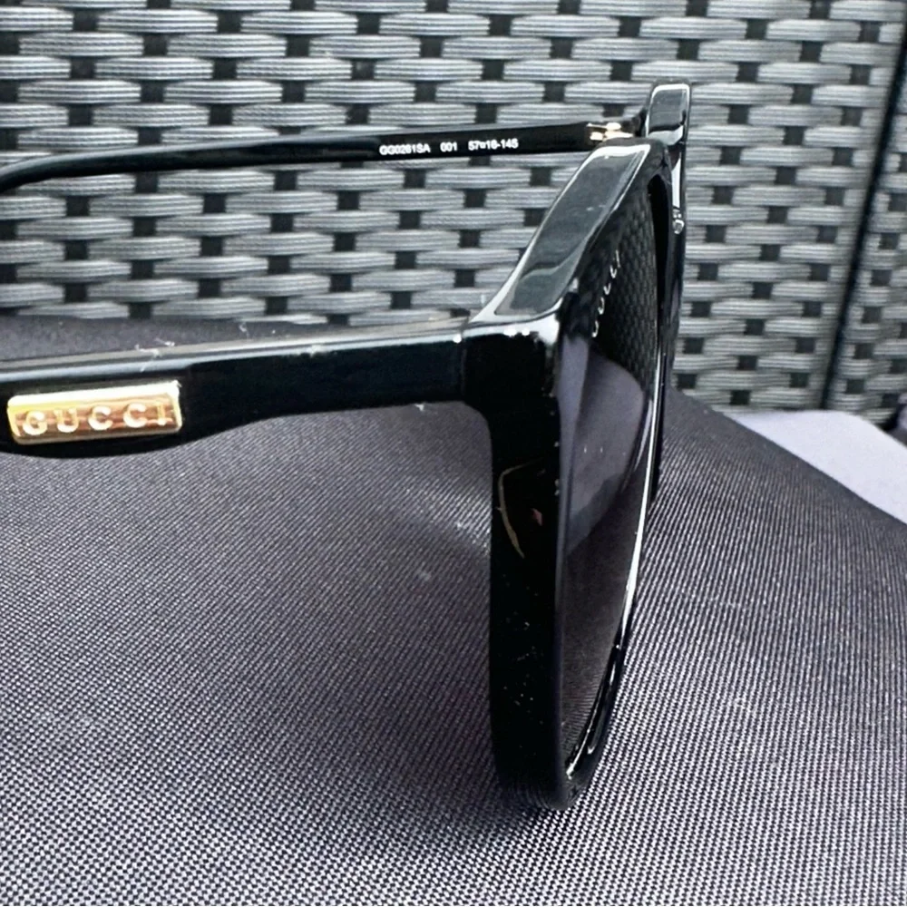 NEW GUCCI Acetate Frame Sunglasses GG0261SA in Black (Unisex) Authentic